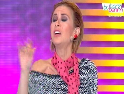 Bu Tarz Benim De Aysegul Dogan Ozlem Ozden Kavgasi