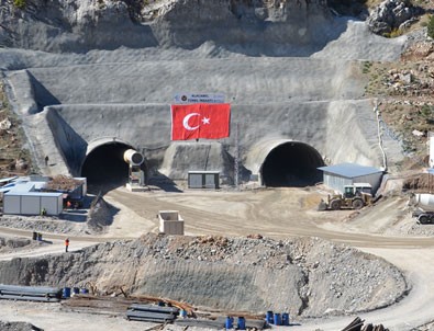 Alacabel Tüneli'nda büyük tasarruf Alacabel Tüneli'nda büyük tasarruf