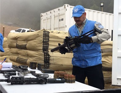 FARC silahlarının yüzde 30'unu daha teslim etti FARC silahlarının yüzde 30'unu daha teslim etti