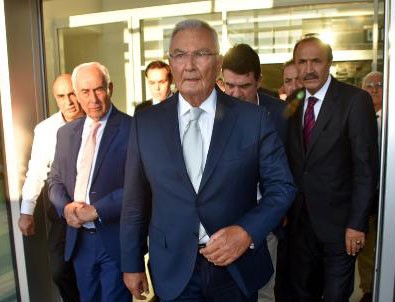 Deniz Baykal'dan referandum yorumu