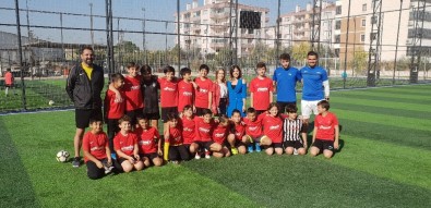 Medicana Dan Minik Sporculara Beslenme Semineri Bursa