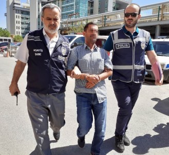 Doktoru Bicaklayan Supheli Adliyede Gaziantep