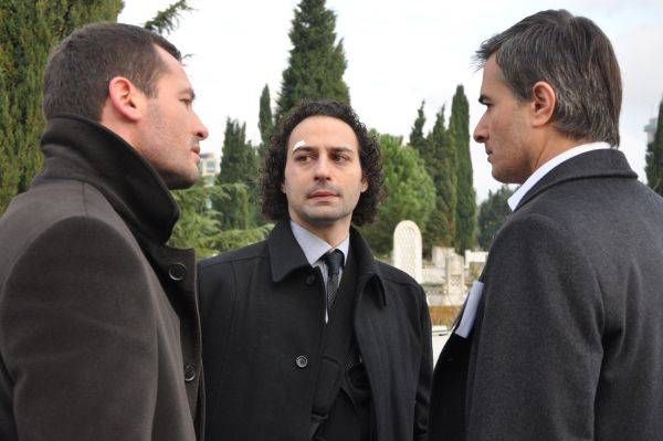 Unutulmaz 63. bölüm foto galeri