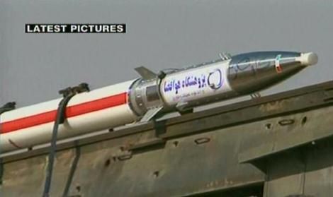 İran uzaya roket gönderdi