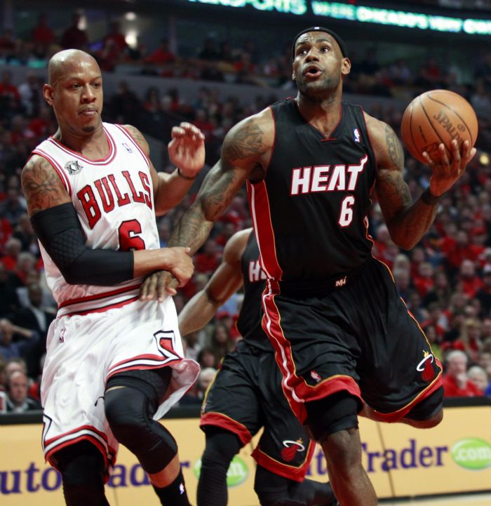 Chicago Bulls: 103 - Miami Heat: 82