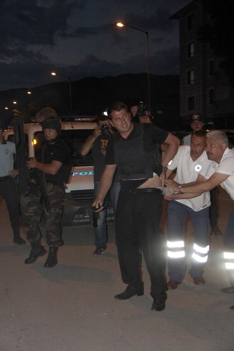 Polis cinnet getirdi