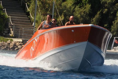 Bir tekne daha aldı!