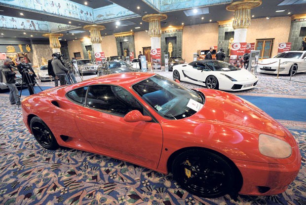 Devrik Diktatörün Malları Bunlar!