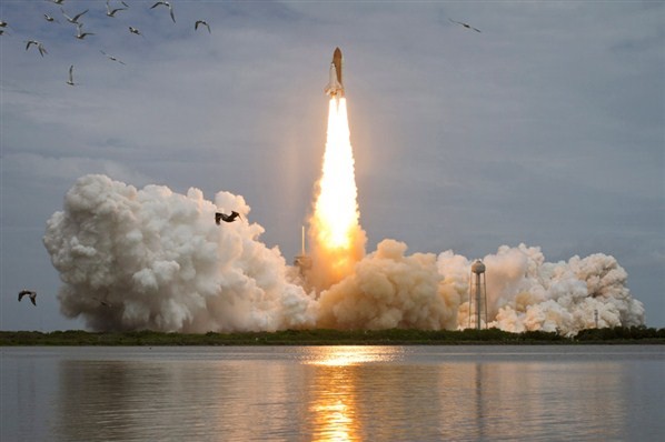 Fotoğraflarla NASA Uzay MekiğiTarihçesi