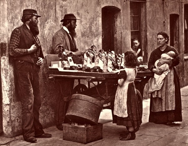 1876 ​​yılında Londra'da sokak hayatı