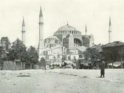 100 Yıl Önce Aynı Mekanlar: İstanbul