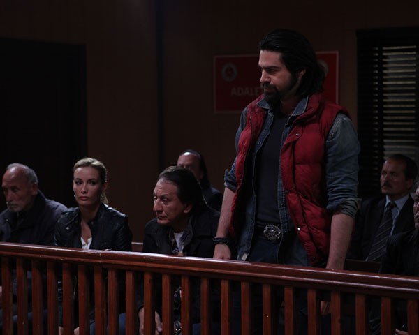 Arka Sokaklar 245. Bölüm Foto Galeri