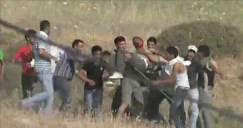 Arap Genç Yüzünden Vuruldu