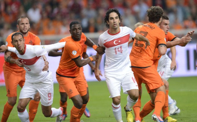 Hollanda - Türkiye Maçından Muhteşem Kareler