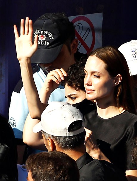 BM Elçisi Angelina Jolie Türkiye'de