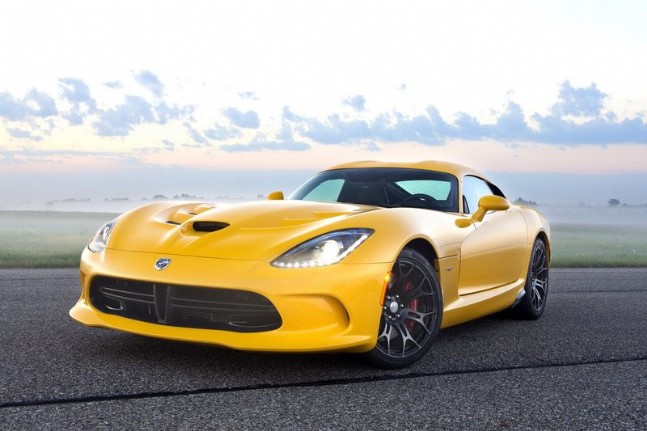 Yeni Dodge Viper SRT