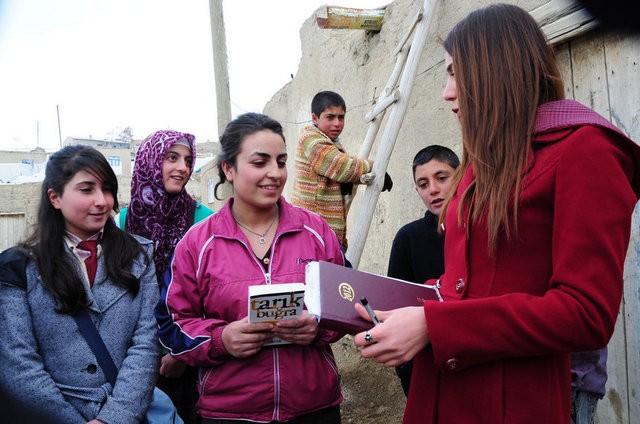 Ödül 'inek' Olunca Kütüphanede Kitap Kalmadı