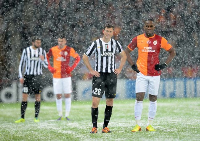 Galatasaray - Juventus Maçından Kar Görüntüleri