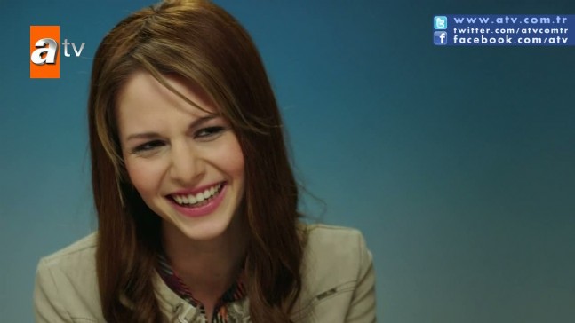 Yağmurdan Kaçarken 1. Bölüm Foto Galeri