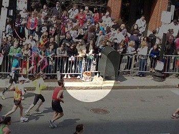 Boston Saldırısının Yeni Görüntüleri Ortaya Çıktı