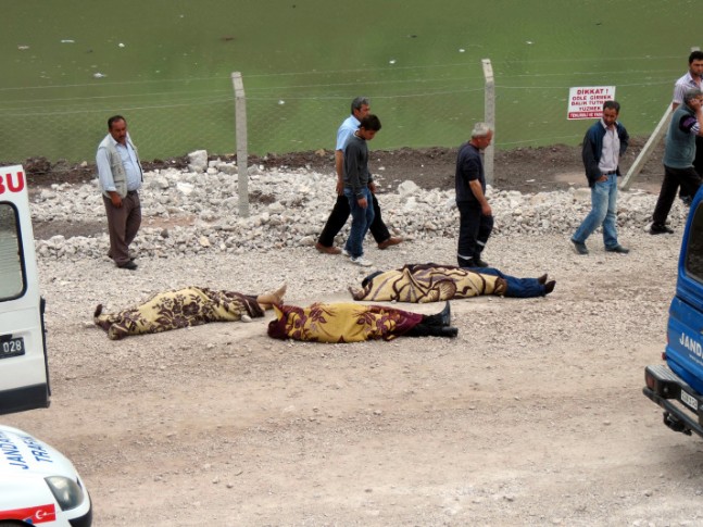 Tur Otobüsü Baraja Uçtu