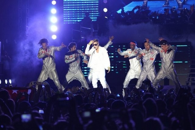 Justin Bieber'in İstanbul Konserinden Muhteşem Görüntüler