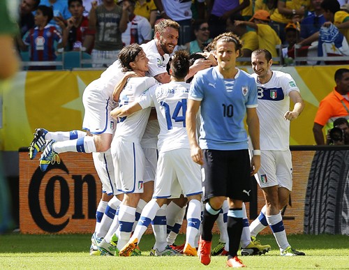 Buffon devleşti, Muslera üzüldü