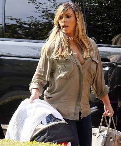 Kim Kardashian Sarışın Oldu