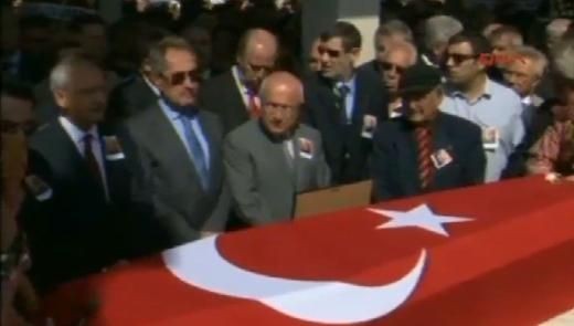 Turgut Özakman'a Son Görev