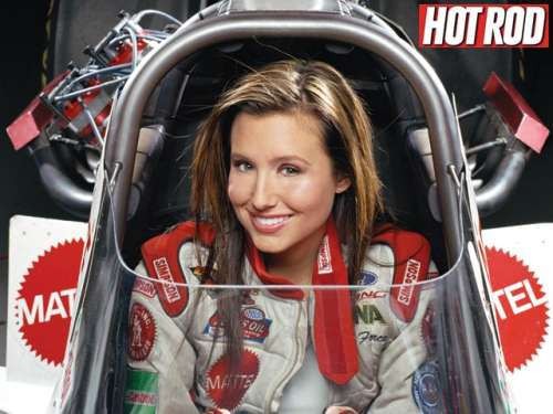 Ashley Force Tam Bir Ralli Tutkunu