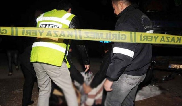 Antalya'da iki gencin feci ölümü