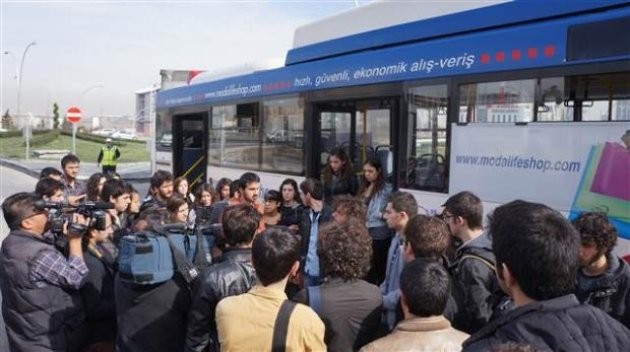 ODTÜ'lüler Otobüs Kaçırdı