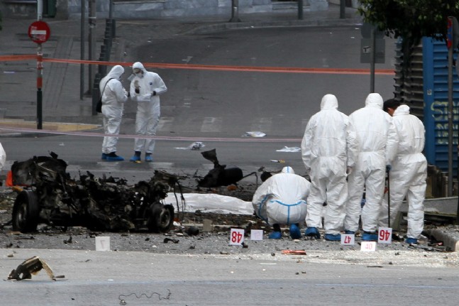 Yunanistan'da Bombalı Saldırı