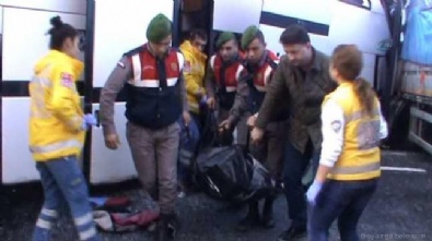 yolcu otobusu - Antalya'da Mevsimlik İşçileri Taşıyan Otobüs Tır'la Çarpıştı: 5 Ölü