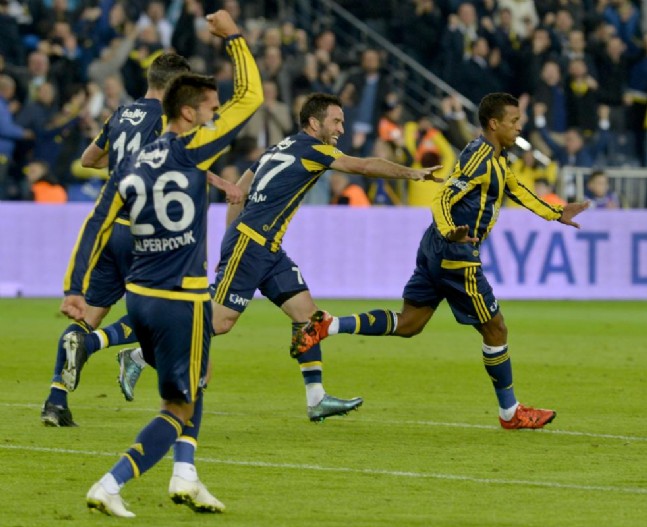 Fenerbahçe - Trabzonspor Maçından En Güzel Fotoğraflar...