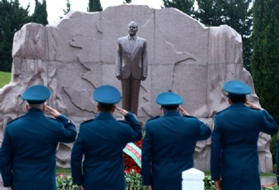 aliyev - Haydar Aliyevin Vefatının 12. Yılı