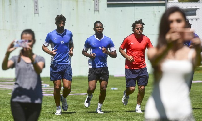 Samuel Etoo İlk Antrenmana Çıktı