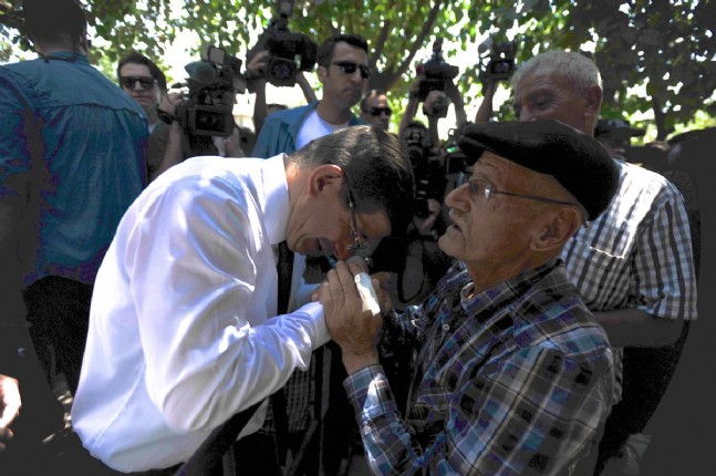 Başbakan Davutoğlu, Kilis'te