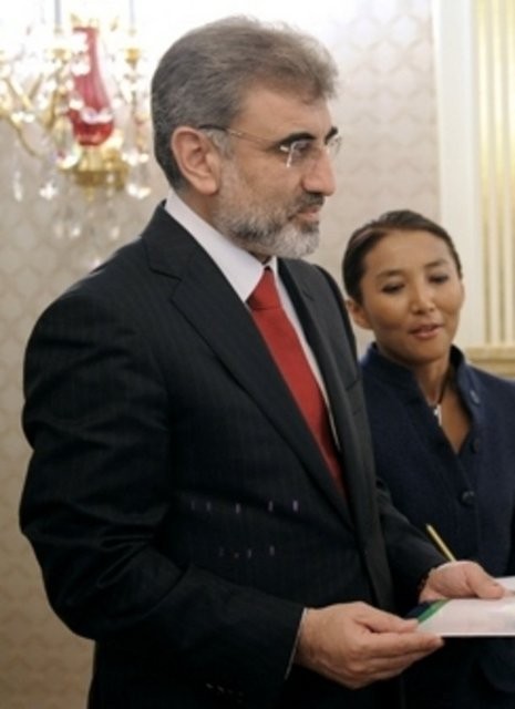 Yaşını Duyan Şok Oldu