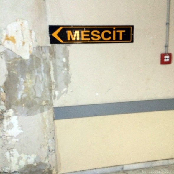 Ege Üniversitesi'nde Mescit Krizi