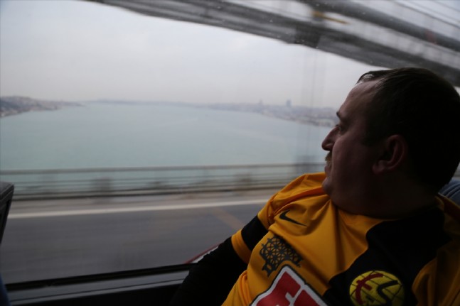 Sazlı Sözlü Deplasman Yolculuğu