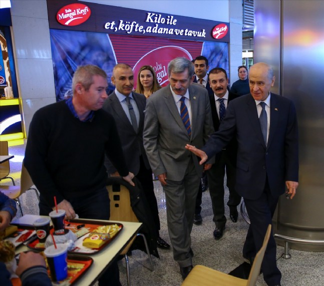 alisveris - MHP Genel Başkanı Bahçeli AVM Ziyaret Etti