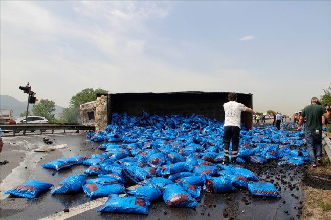 TEM Otoyolu'nda Trafik Kazası