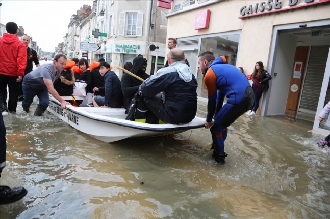 Fransa'da Sel Baskını