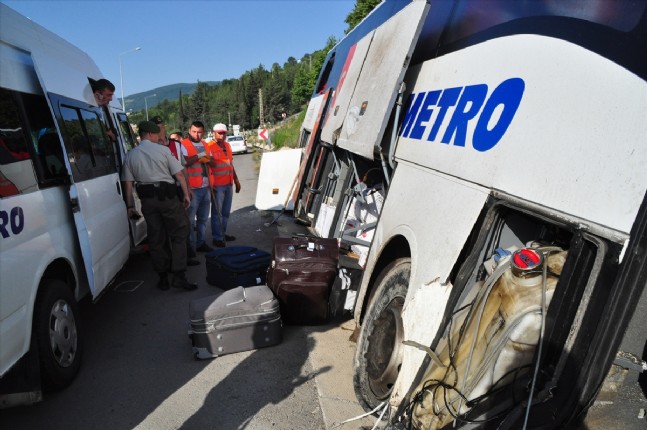 Samsun'da Trafik Kazası: 37 Yaralı