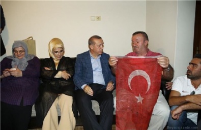 borsa istanbul - Cumhurbaşkanı Erdoğan'dan şehit ailesine ziyaret