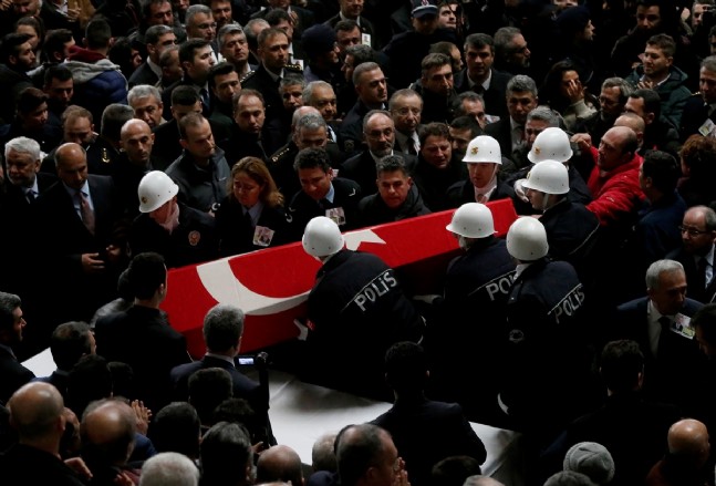 İzmir Adliyesinde Tören