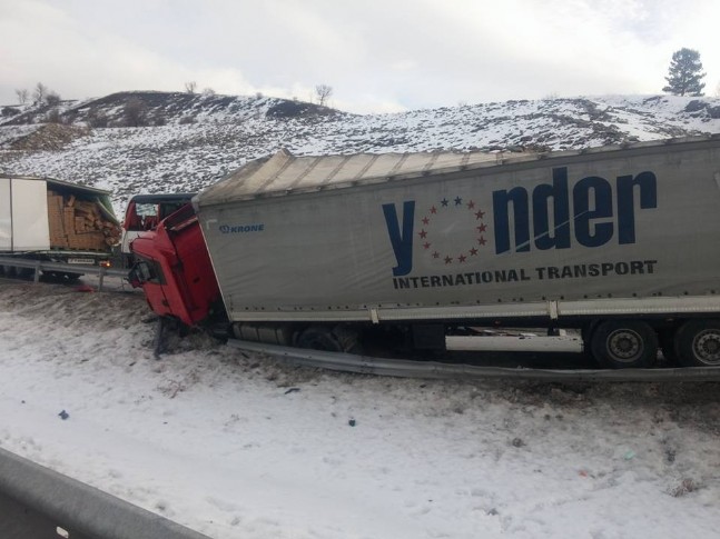 Afyonkarahisar'da Zincirleme Trafik Kazası