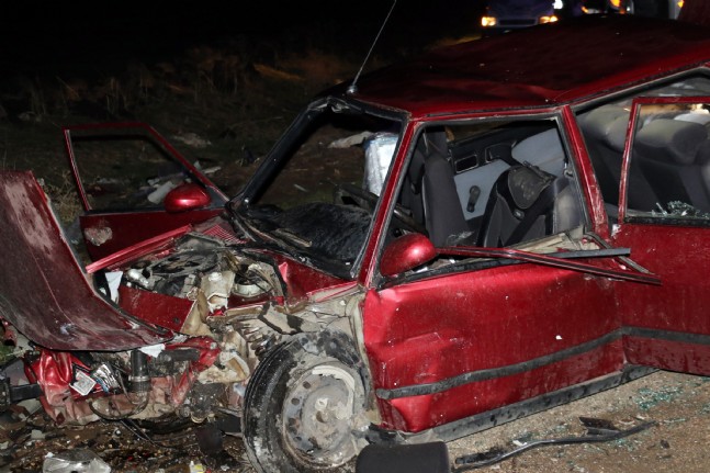 Diyarbakır'da Feci Kaza: 2 Ölü, 10 Yaralı