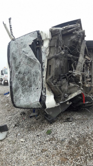 yolcu otobusu - Kayseri Bünyan'da korkunç kaza!
